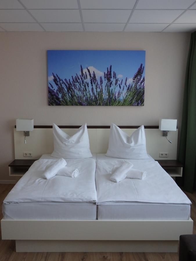 Garni Hotel Lavendelhof Науэн Экстерьер фото