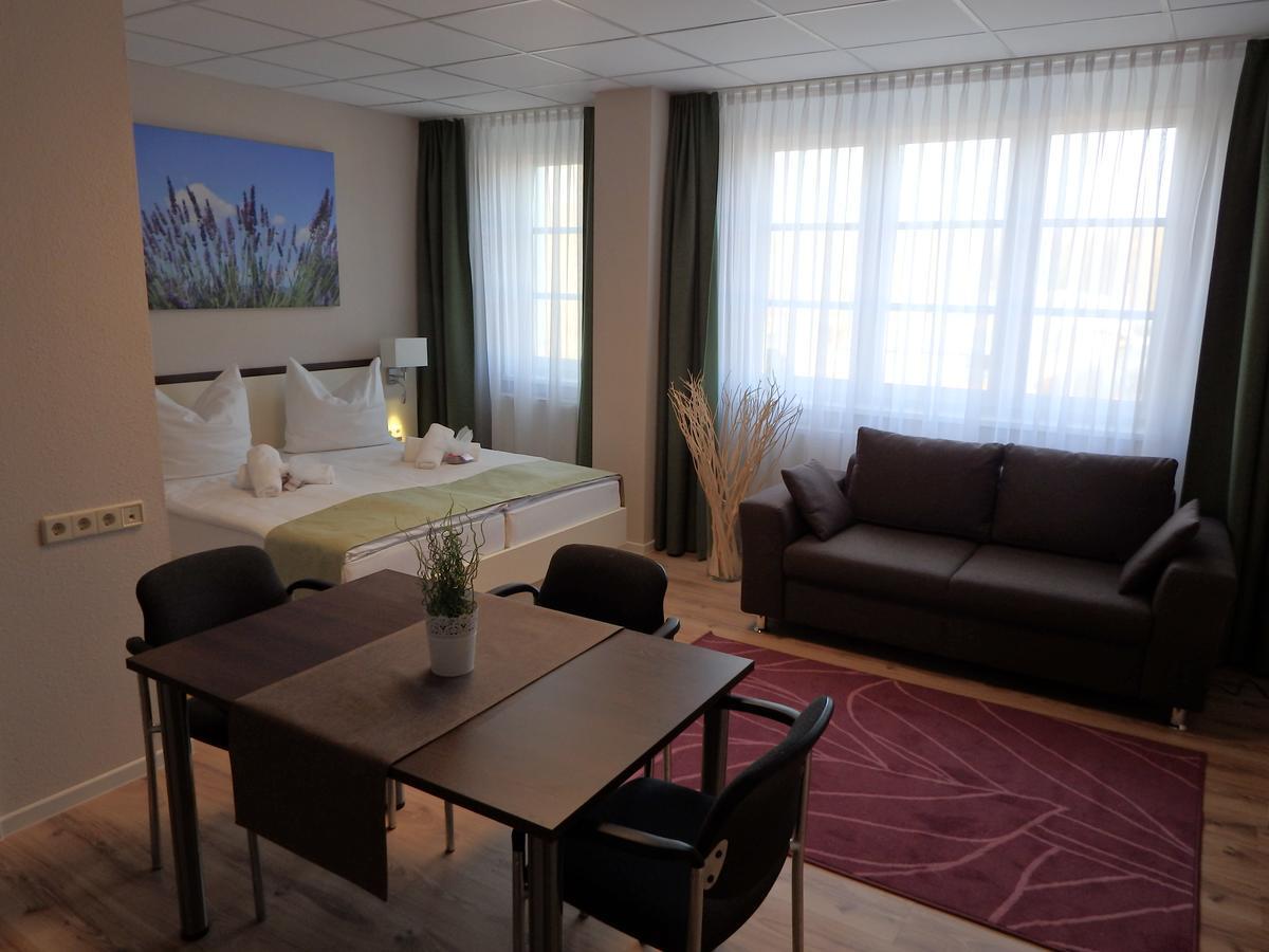 Garni Hotel Lavendelhof Науэн Экстерьер фото